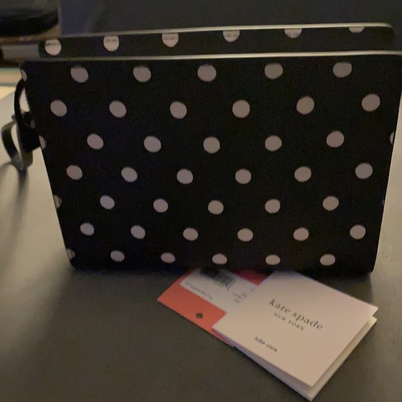 ❌SOLD❌Kate Spade Wristlet - Picture 7 of 8